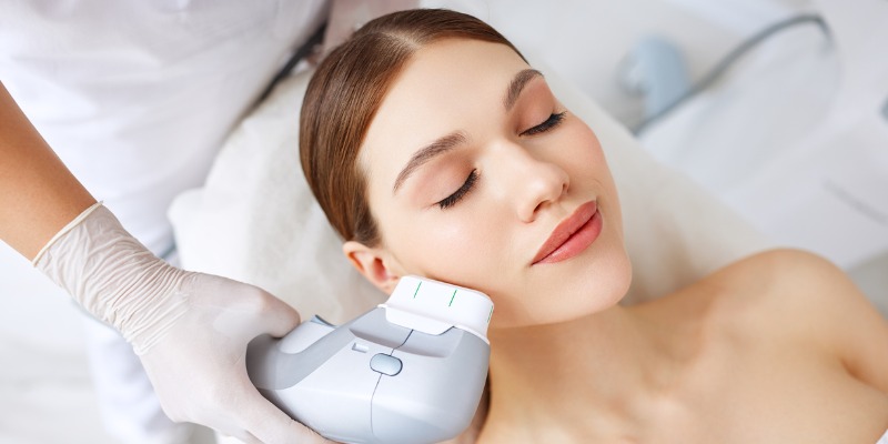 How Fat Freezing and HIFU Work Together? 4 book a personalised consultation of Fat Freezing and HIFU Together Birch
